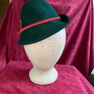 THIS stylish child’s Tyrolean hat will look great even if it’s not Oktoberfest.